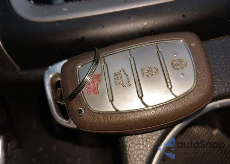 2014 Hyundai Elantra Limited z USA, uszkodzony, nr VIN 5NPDH4AE2EH508136